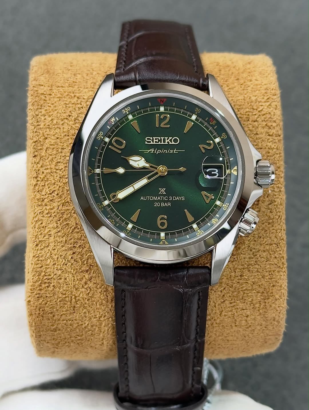 SEIKO ALPINIST ( MODEL SPB121J1)